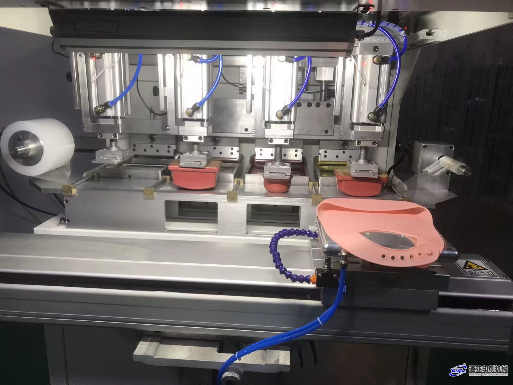 TY-150SD4SC伺服獨(dú)立膠頭四色穿梭移印機(jī)